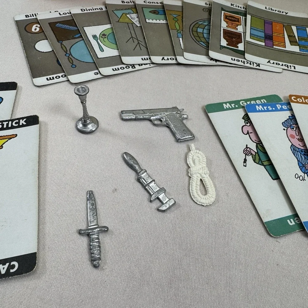 VTG Parker Brothers CLUE Mystery Detective Board Game ‎ c. 1960